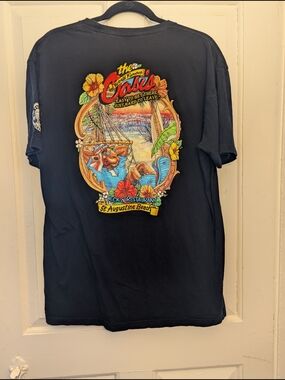 Oasis Black Short Sleeve Tee with Colorful Beach Graphic